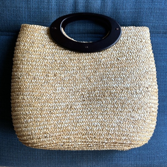 👜 Saks Fifth Avenue Bag with Wooden Handles 👜 - Picture 5 of 7